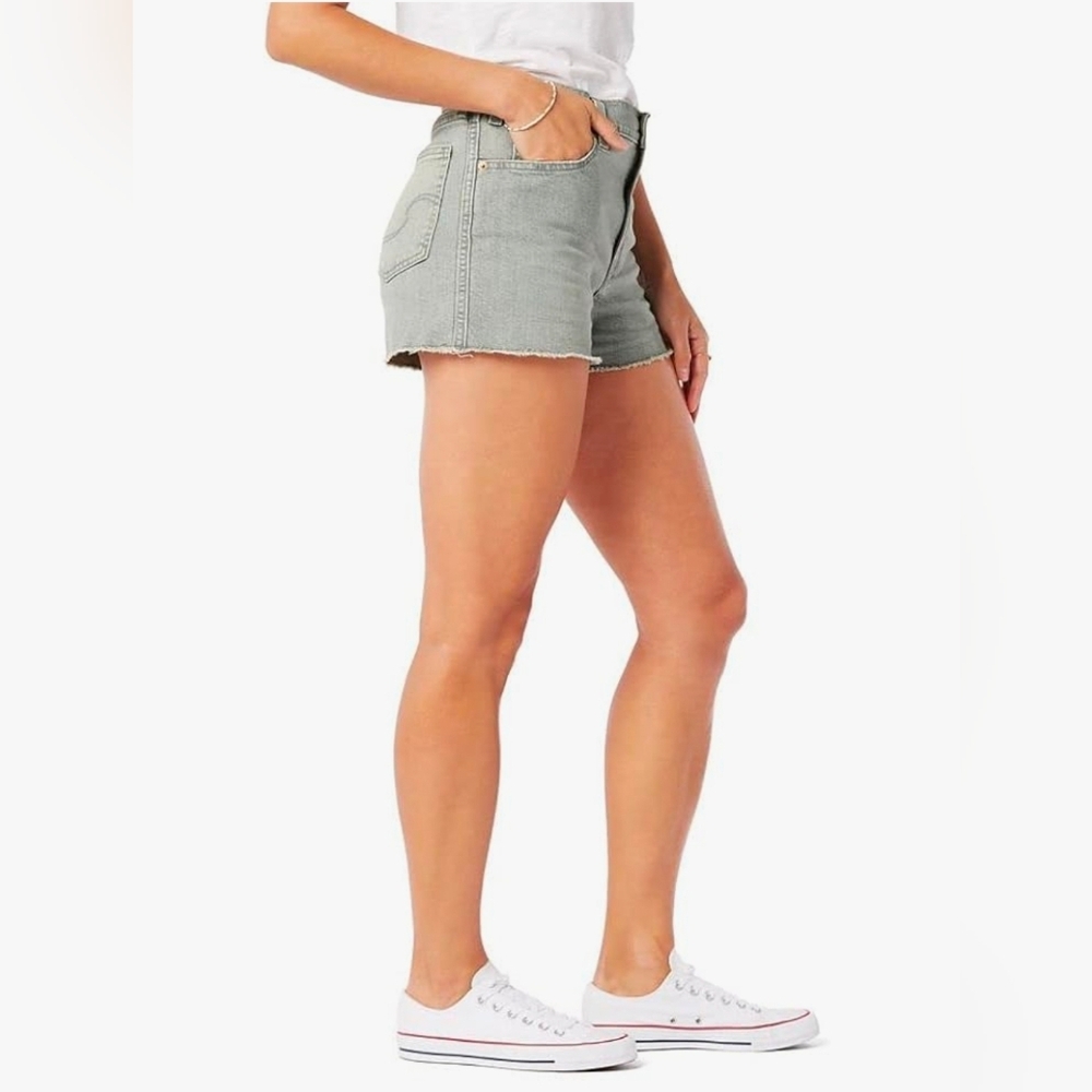 ☀️ Levis Light Gray Denim Jean Shorts